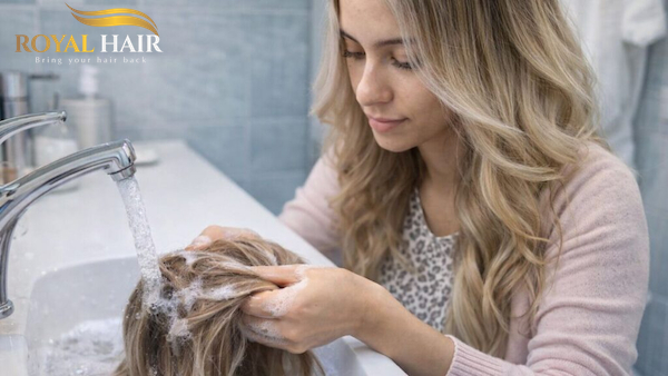Items needed to wash a human hair wig